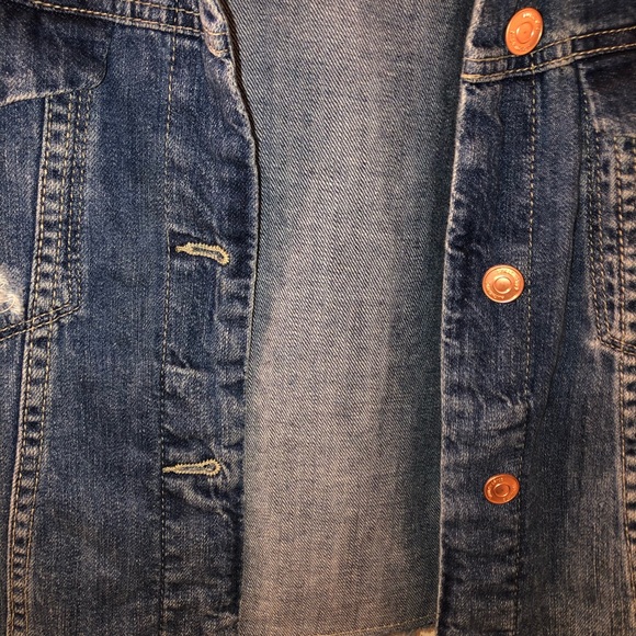 Cropped Denim Jacket - Picture 5 of 5